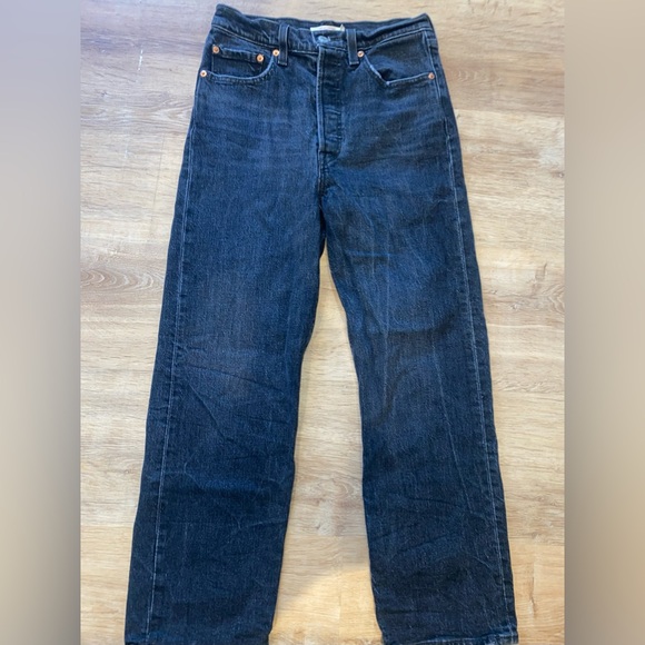 Levi’s Ribcage Straight Jean - Picture 2 of 4